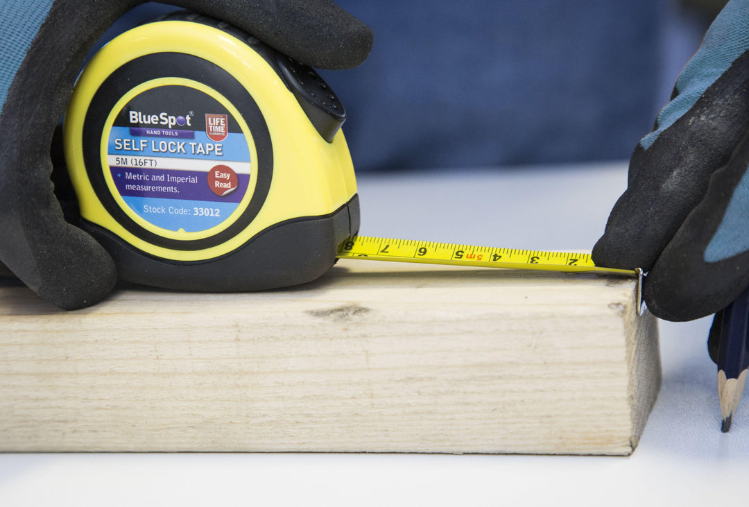 BLUE SPOT TOOLS 5M (16FT) SOFT GRIP SELF-LOCK TAPE MEASURE - Premium Hand Tools from BLUE SPOT - Just £5.89! Shop now at Bargain LAB