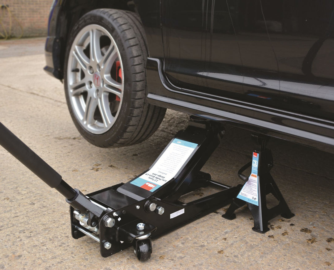 HILKA 2.5 Tonne Low Profile Fast Lift Jack