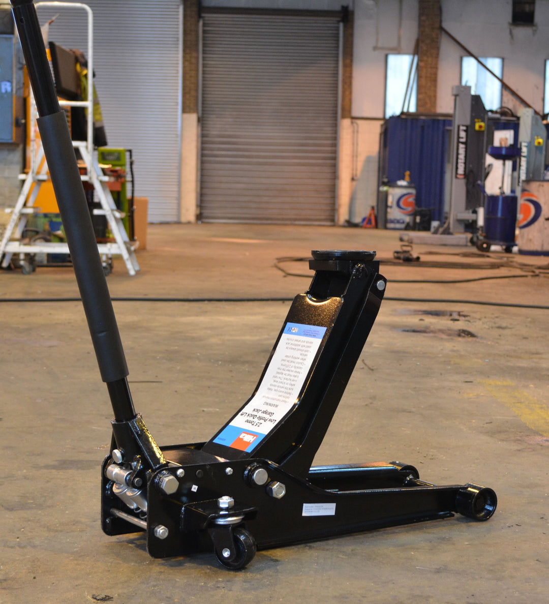 HILKA 2.5 Tonne Low Profile Fast Lift Jack