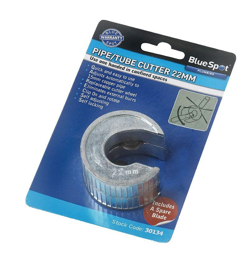 BLUE SPOT TOOLS 22MM PIPE AND TUBE CUTTER WITH EXTRA BLADE - Premium Hand Tools from BLUE SPOT - Just £9.99! Shop now at Bargain LAB