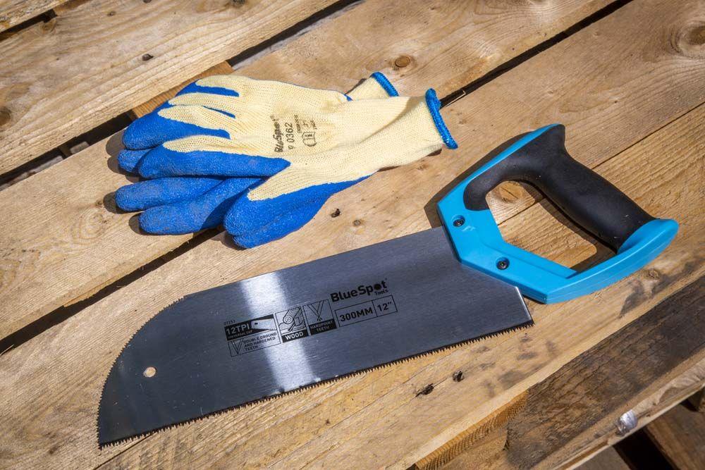 BLUE SPOT TOOLS 300MM (12") FLOORBOARD SAW - Premium Hand Tools from BLUE SPOT - Just £8.99! Shop now at Bargain LAB