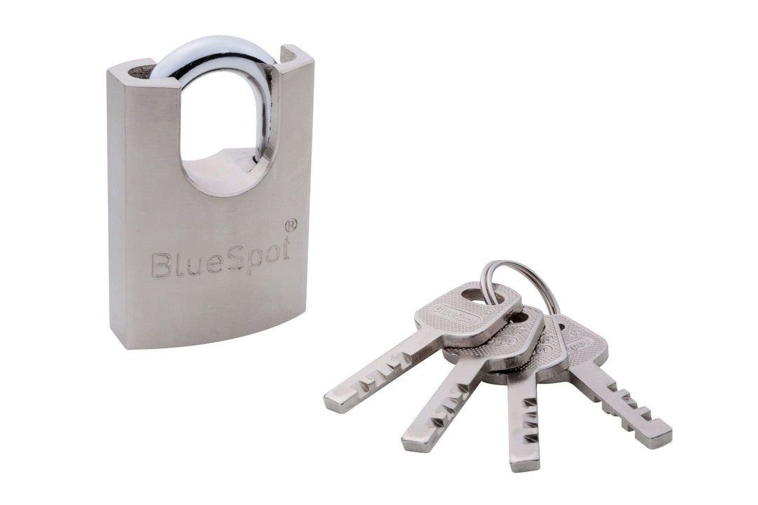 BLUE SPOT TOOLS 40MM SHROUDED SATIN FINISH PADLOCK - Premium Security from BLUE SPOT - Just £7.99! Shop now at Bargain LAB